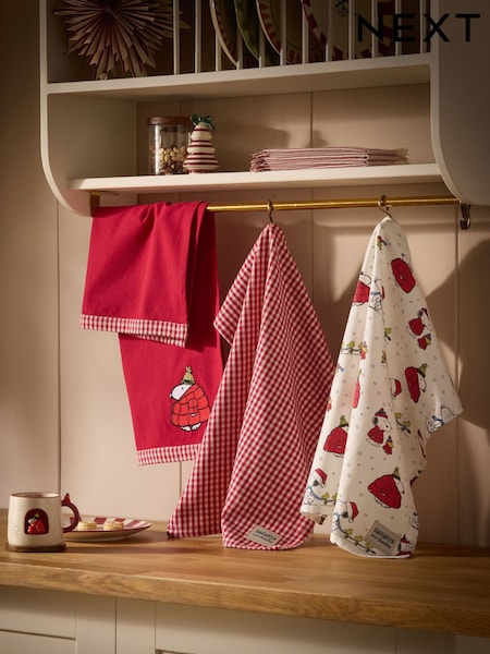 Set Of 3 Snoopy Christmas Tea Towels