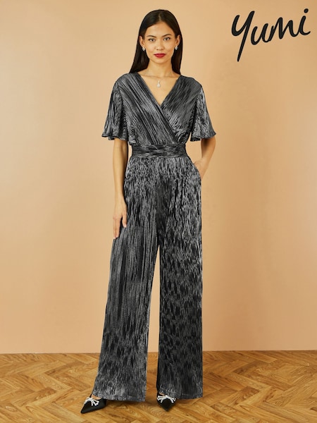 Yumi Black Pleated Jumpsuit With V-Neck (W07520) | £75