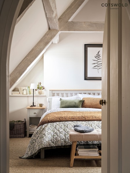 Dove Grey Chester Bed (W12211) | £485 - £580