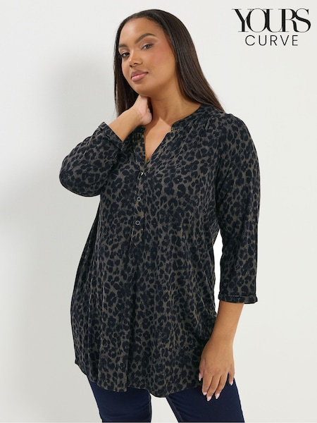 Yours Curve Green 3/4 Sleeve Placket Top (W13808) | £27