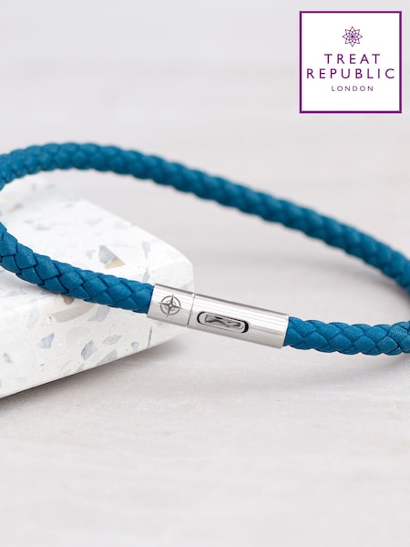 Personalised Men's Travel Compass Capsule Leather Bracelet (W16347) | £30