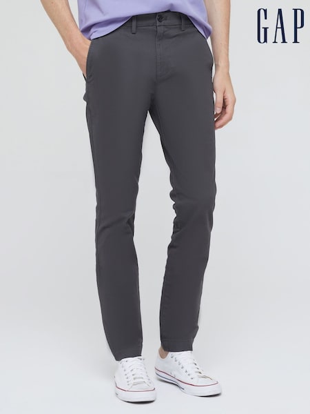 Gap Black Essential Chinos in Skinny Fit (W24569) | £40