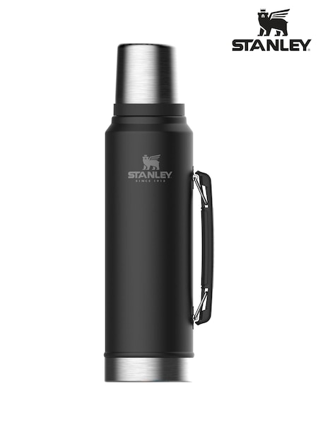 Stanley Matte Black Pebble Legendary Classic Bottle 1.0L (W26745) | £56