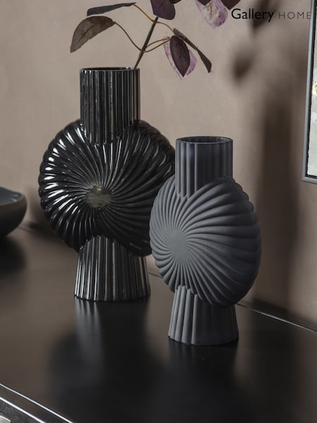 Gallery Home Black Cameron Vase (W28053) | £33