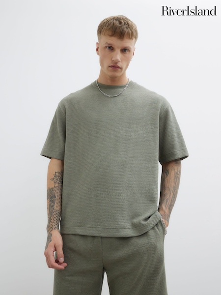 River Island Green Textured Crinkle T-Shirt (W30042) | £26