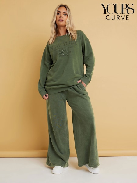 Yours Curve Green New York Slogan Sweatshirt (W30126) | £29