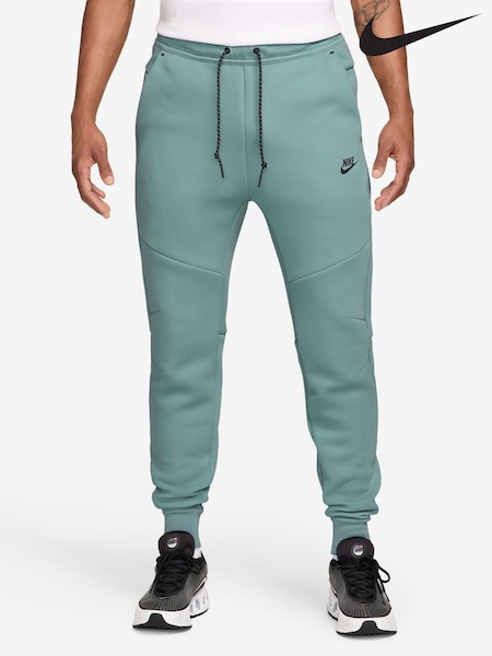 Nike Cannon Green Tech Fleece Joggers (W30782) | £90