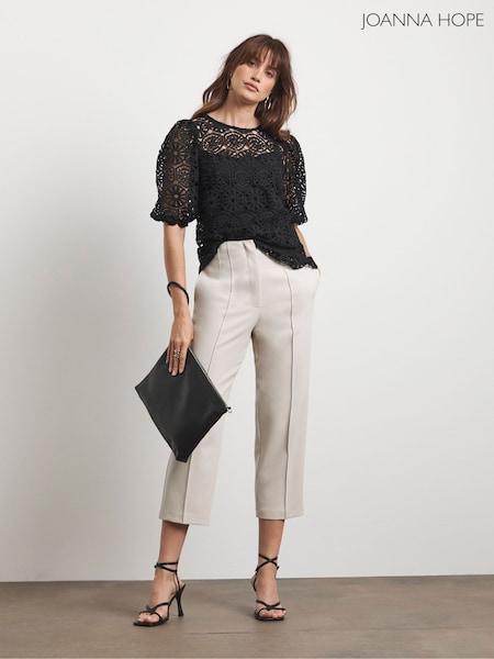 Joanna Hope Cream Capri Trousers (W32454) | £59