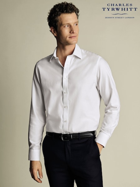 Charles Tyrwhitt White Extra Slim Fit Non Iron Royal 100% Cotton Oxford Shirt (W38571) | £70