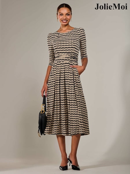 Jolie Moi Cream Jersey Half Sleeve Pleated Midaxi Dress (W45904) | £76