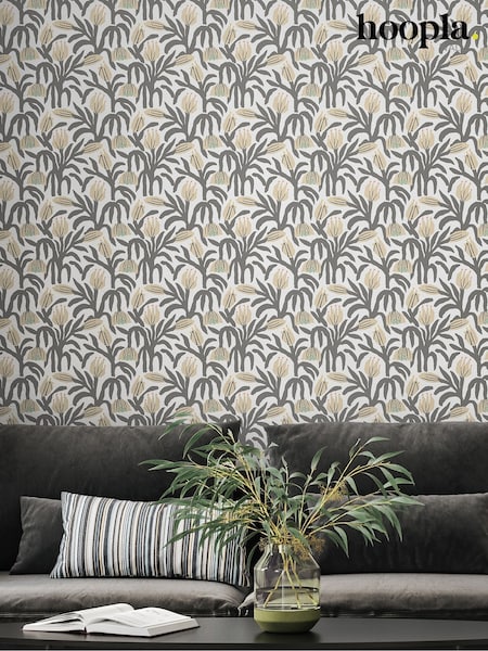 Hoopla Walls Black and White Chunky Flower 10M Wallpaper (W51205) | £40