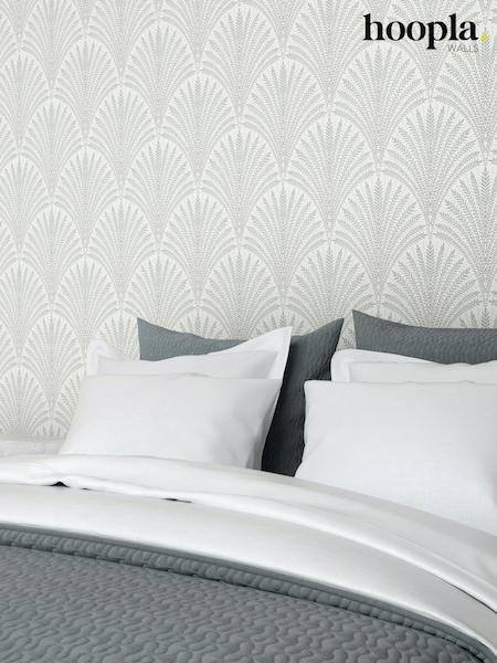 Hoopla Walls Grey Leaf Fan 10M Wallpaper (W51290) | £35