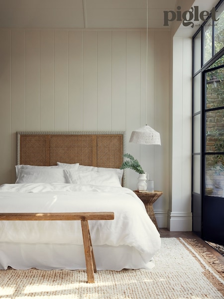 Piglet in Bed White Duvet Cover (W51642) | £149 - £229