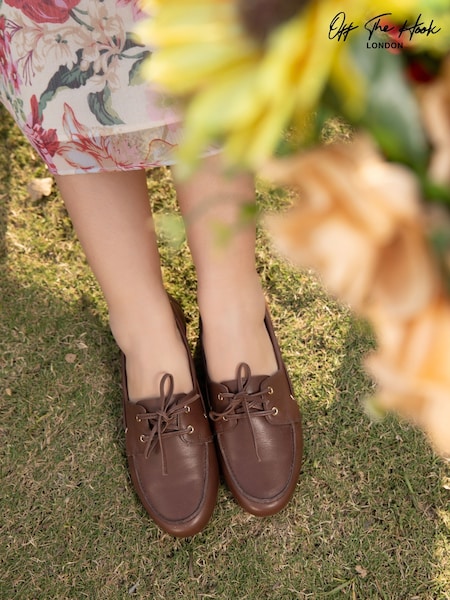 Off The Hook Brown Westwood Casual Lace-Up Leather Boat Shoes (W54107) | £39