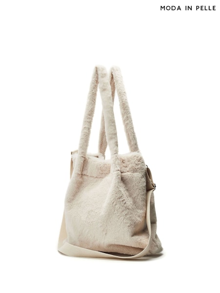 Moda in Pelle Bambi Fluffy Black Shoulder Bag (W54225) | £39