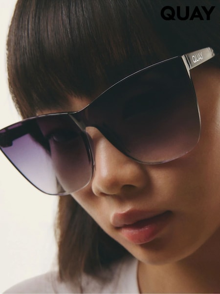 QUAY Come Thru Black Sunglasses (W55140) | £65