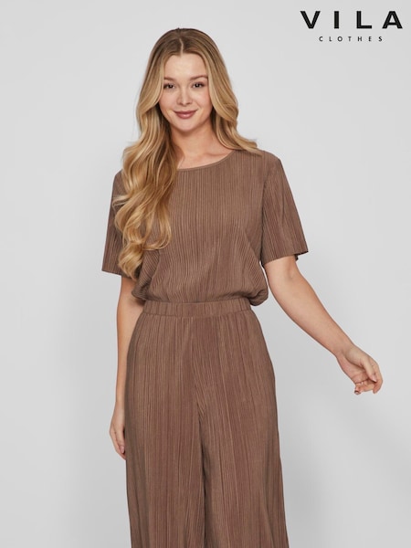 VILA Brown Short Sleeved Plisse Top (W56733) | £22