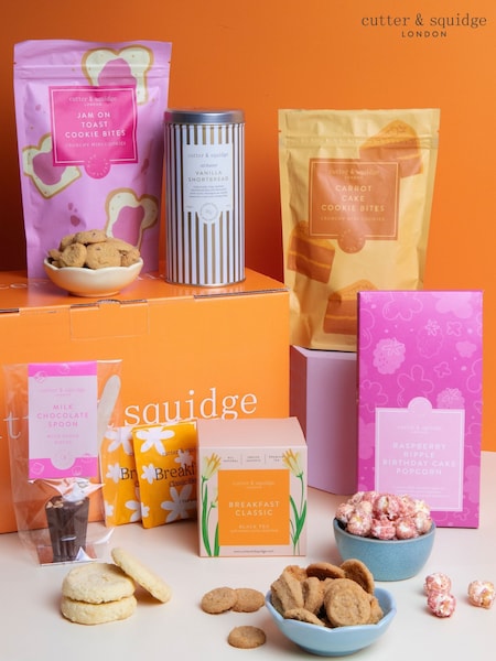 Cutter & Squidge Birthday Tea Time Hamper (W63442) | £53