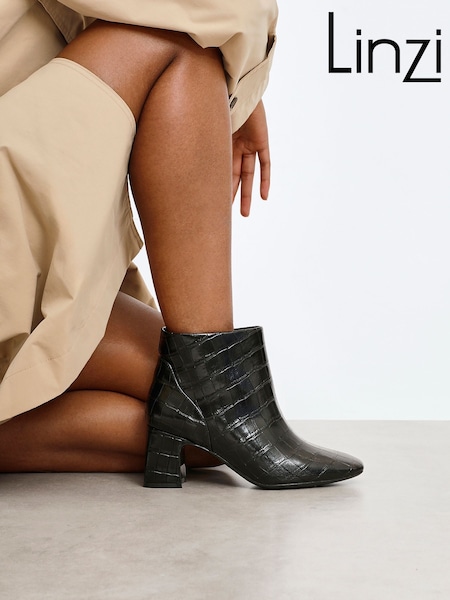 Linzi Black Cove Square Toe Block Heel Ankle Boots (W65117) | £45