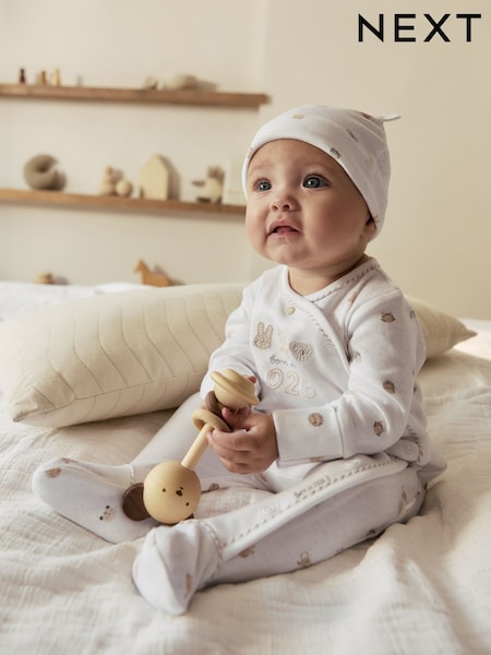 White Born in 2026 Baby Sleepsuit & Hat Set (0-9mths) (W70131) | £10