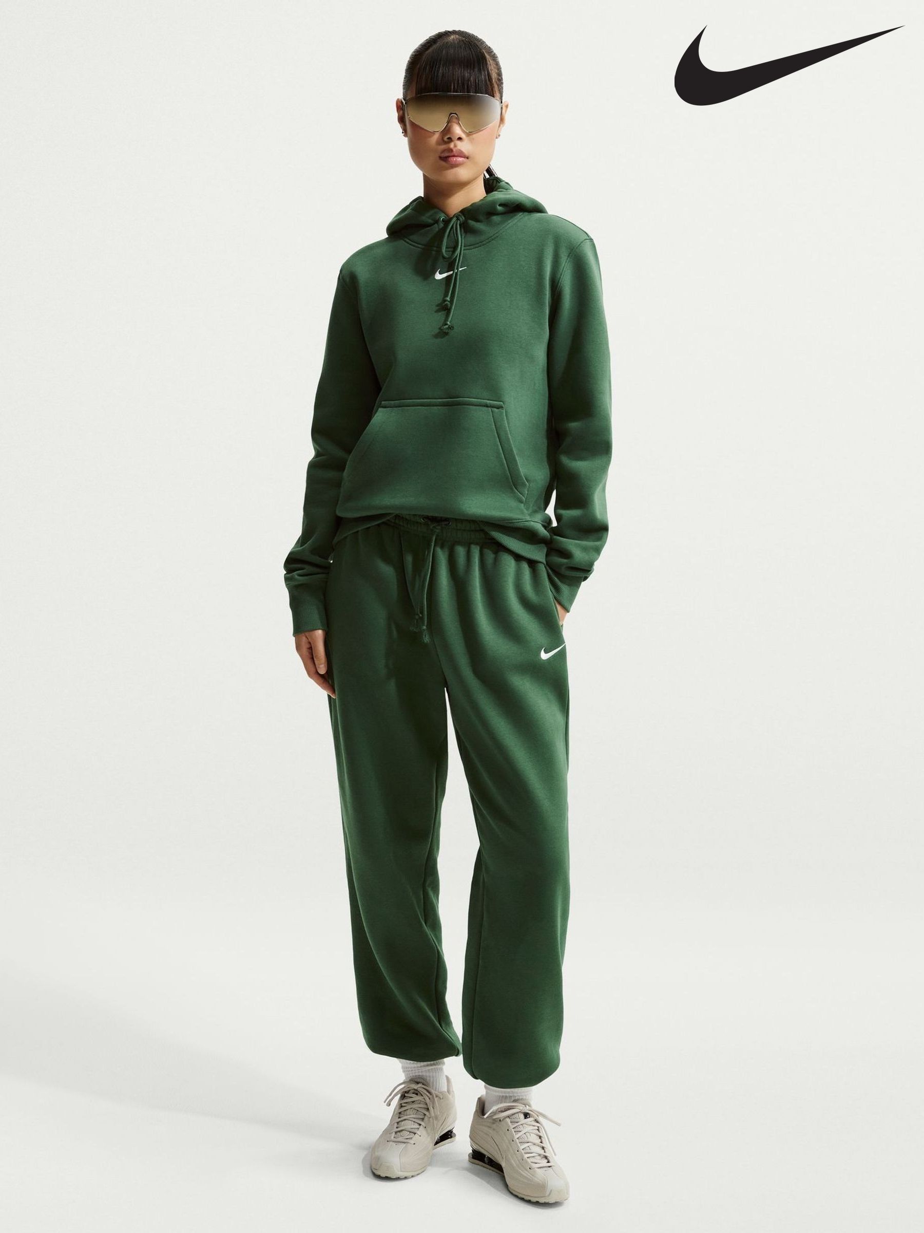 nike women's lounge sets