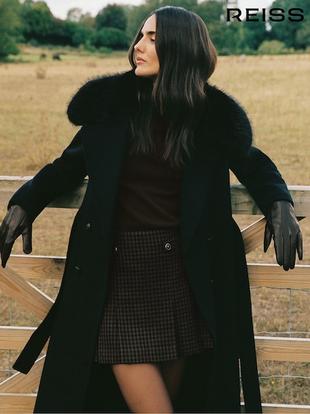 Reiss Black Dorian Faux-Fur Collar Blindseam Coat Wool-Blend (W77829) | £380