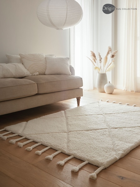 Origin Rug Collection. Ivory Berber Diamond Rug (W83199) | £200 - £570