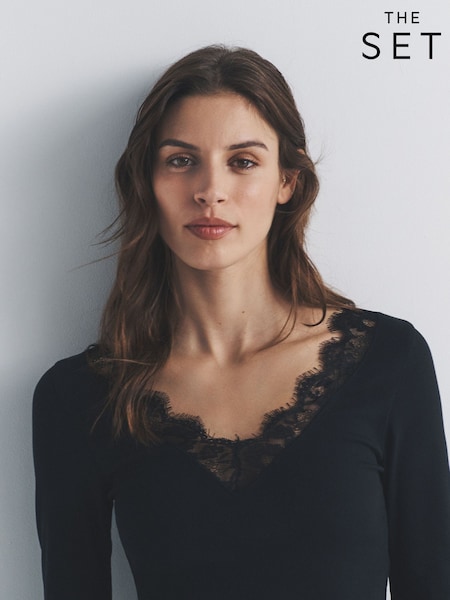 The Set 4 Pack Long Sleeve V-Neck Ribbed Lace Trim T-Shirt Black/Chocolate Brown/Taupe Brown/Cream (W84347) | £28