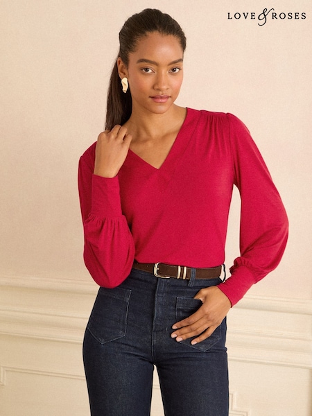 Love & Roses Red V-Neck Chiffon Mix Jersey Top (W84428) | £22