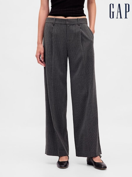 Gap Grey 365 Low Waist Pleated Trousers (W89476) | £50