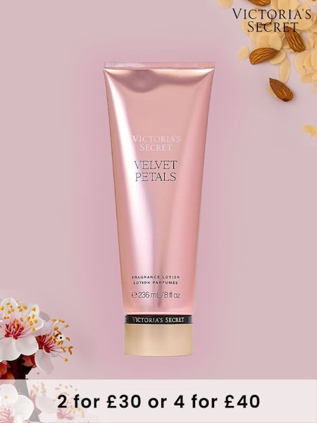 Victoria's Secret Velvet Petals Body Lotion (W90830) | £20