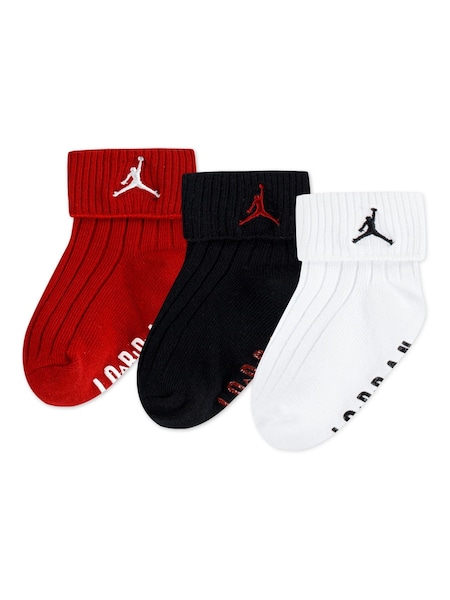 Jordan Essentials Ribbed Gripper Socks 3 Pack (W98780) | £10