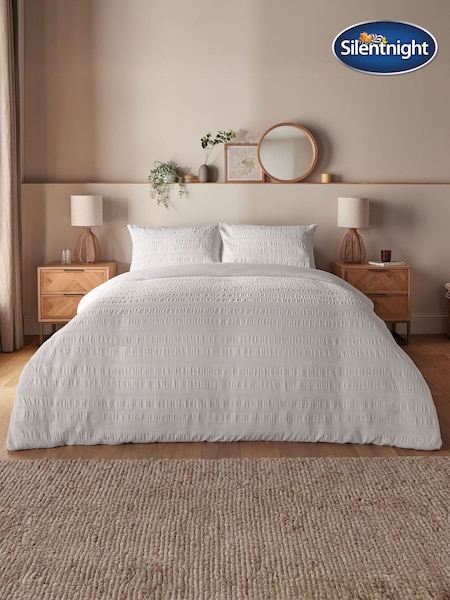 Silentnight White Textured Seersucker Duvet Set (W98940) | £33 - £39
