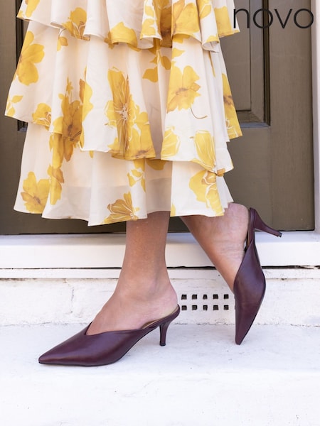Novo Red Imogen V Cut Point Toe Mid Heel Mules (Y03871) | £36