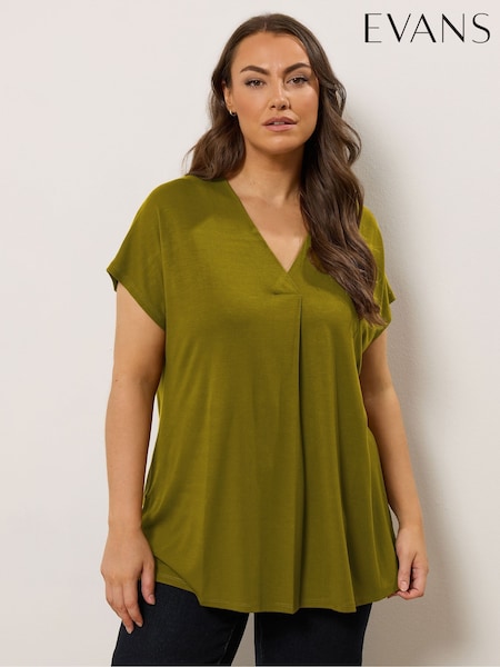 Evans Premium Crepe Pleated Swing Top (Y09768) | £26