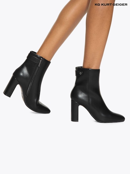 KG Kurt Geiger Black Boots (Y10391) | £159