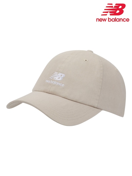 New Balance Natural 6 Panel Flying NB Stacked Logo Hat (Y12436) | £23