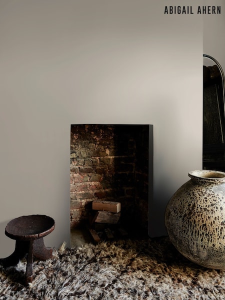 Abigail Ahern Loch Reeds 1 Litre Interior Eggshell Paint (Y22246) | £42