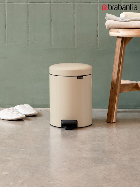 Brabantia Soft Beige NewIcon Pedal Bin 3L (Y25841) | £24