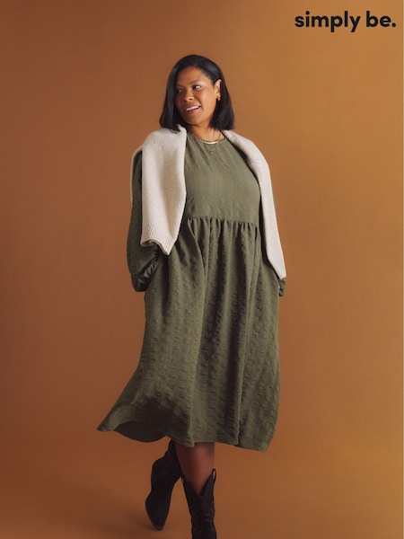 Simply Be Green Textured Jersey Midi Dress With Pockets (Y26335) | £38