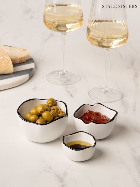 Style Sisters White Organic So3 Nesting Bowls (Y27745) | £20