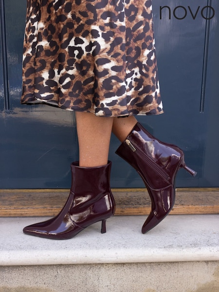 Novo Red Wide Fit Wide fit kylie Mid Stiletto Heel Point Ankle Boots (Y27990) | £44