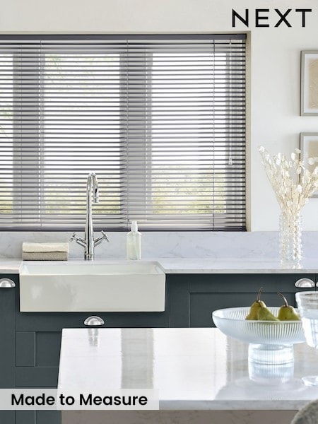 Umbra Made To Measure 25mm Aluminium Venetian Blinds