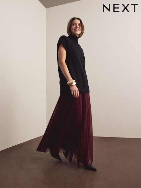 Burgundy Red Mesh Pleated Maxi Skirt (Y28413) | £45