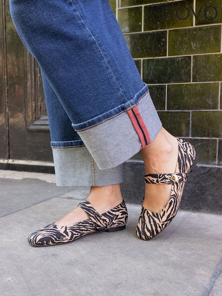Novo Animal Standard Fit CANDY Mary Jane Stud Flat Shoes (Y28440) | £34