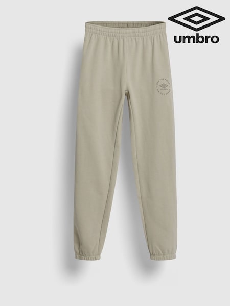 Umbro Cream Relaxed Joggers (Y32160) | £40