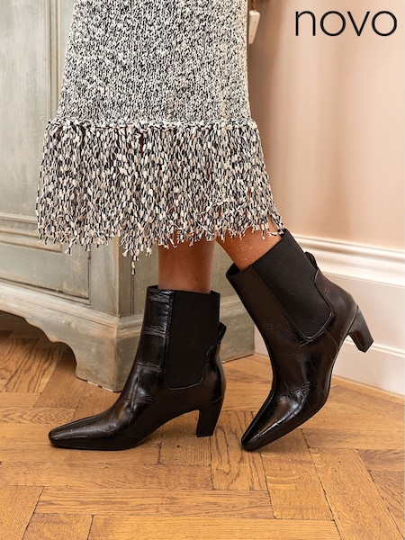 Novo Black Regular Fit Kennedy Curved Mid Heel Chelsea Ankle Boots (Y36124) | £46
