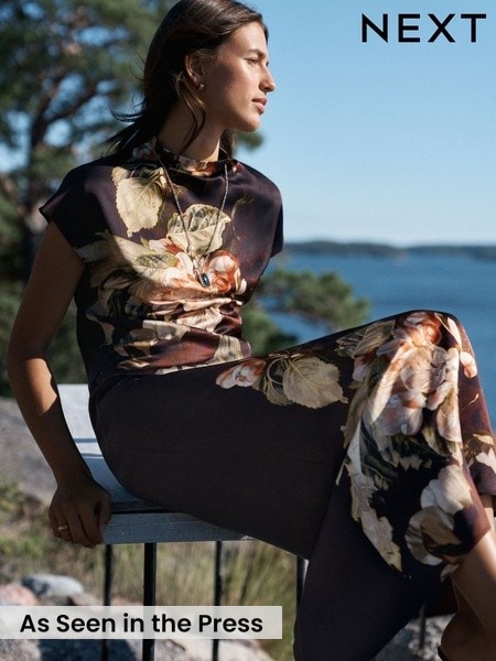 Ashmolean Museum x Next Wine Floral Print - Satin Short Sleeve T-shirt
