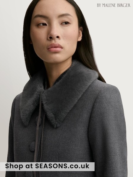 Grey - By Malene Birger Cowie Faux Fur Collar Scarve