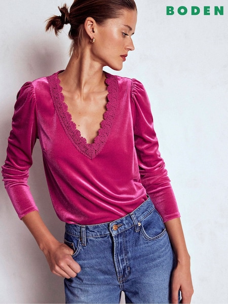 Pink Flora V-neck Velvet Top (Y96729) | £55